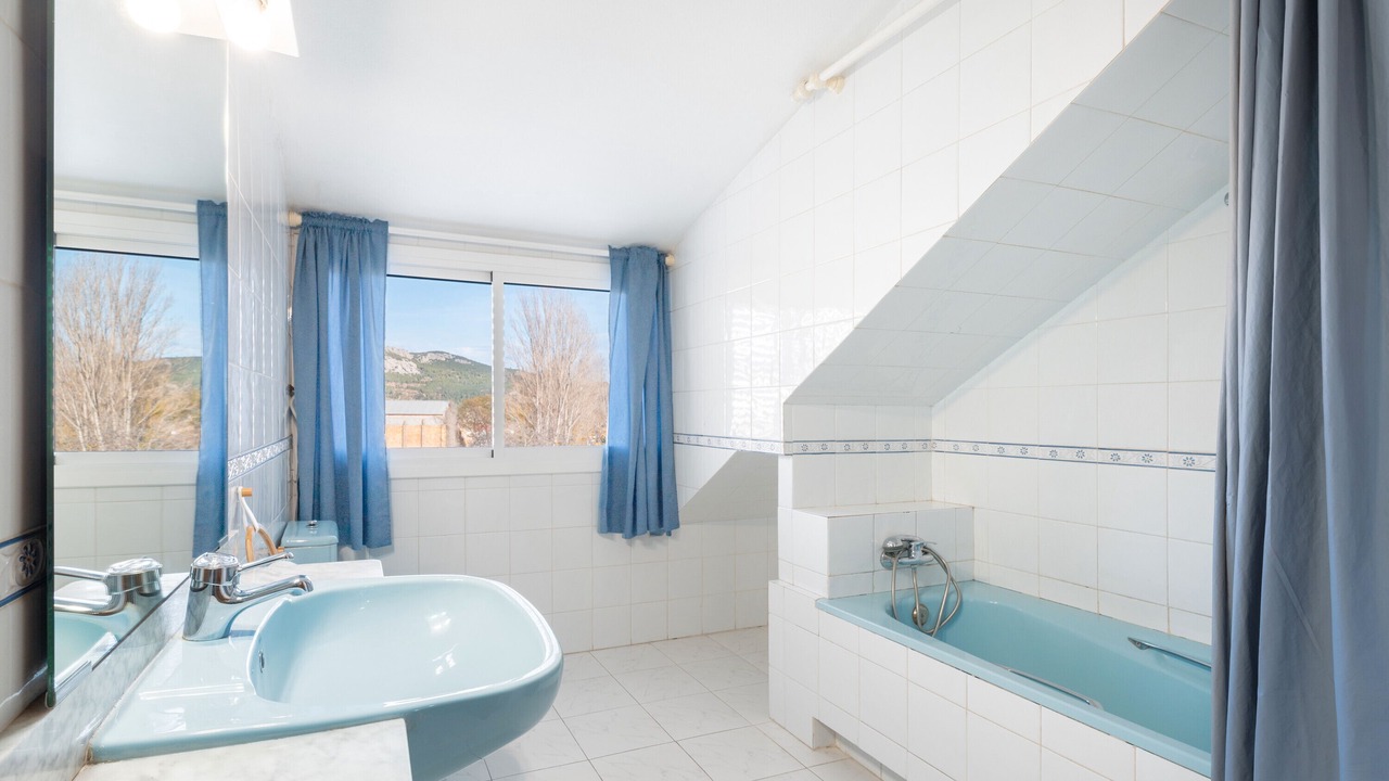 Photo of Bathroom in Chera