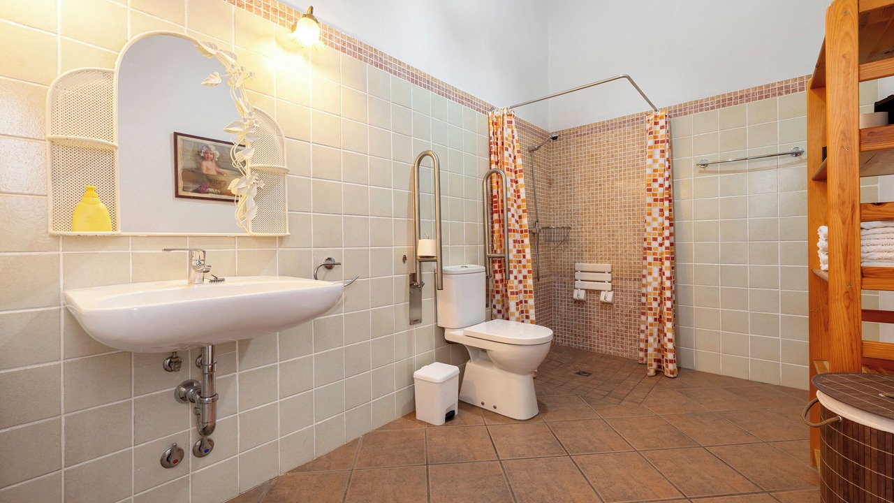 Photo of Bathroom in Torrelles de Foix