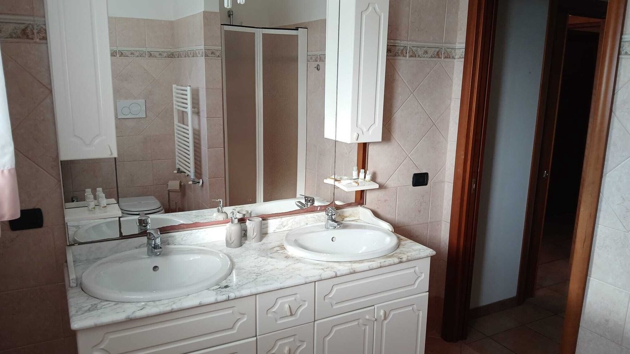Photo of Bathroom in Latina