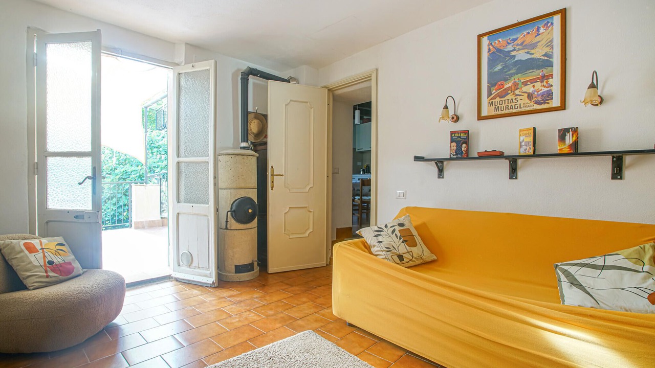 Photo of Bedroom in Pornassio