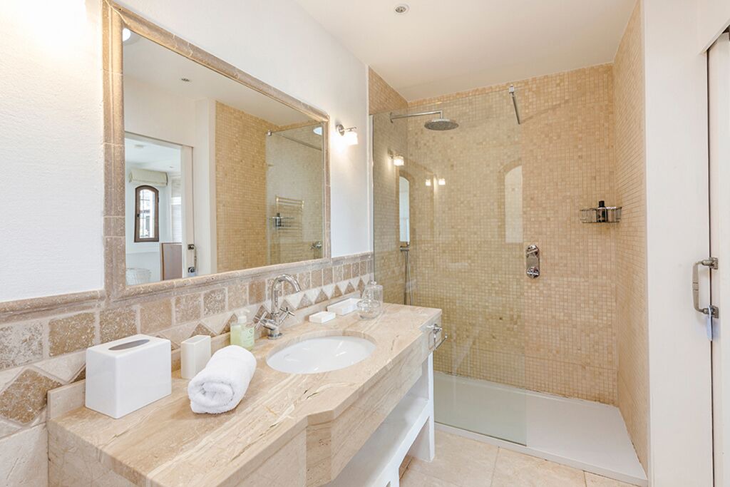 Photo of Bathroom in Diputacion de Rincon de San Gines