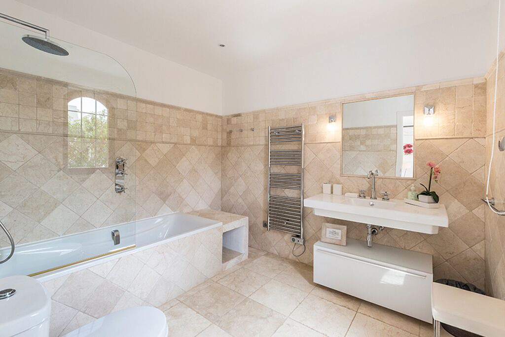 Photo of Bathroom in Diputacion de Rincon de San Gines