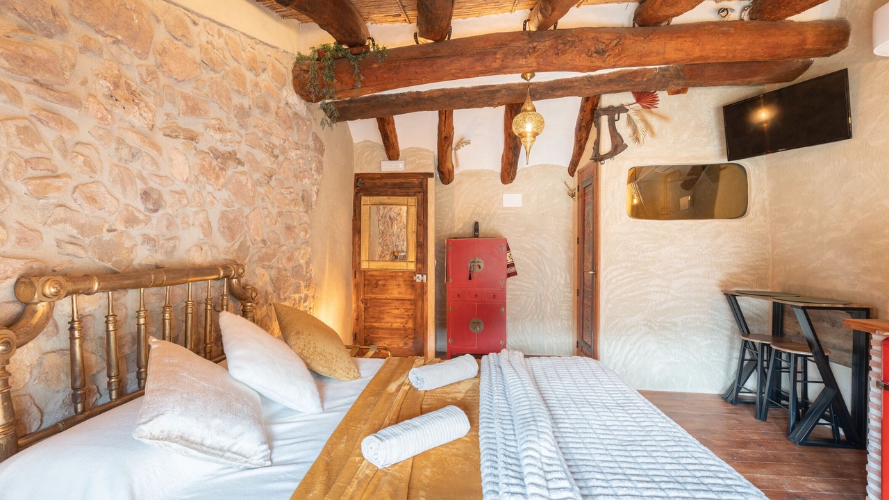 Photo of Bedroom in Olba
