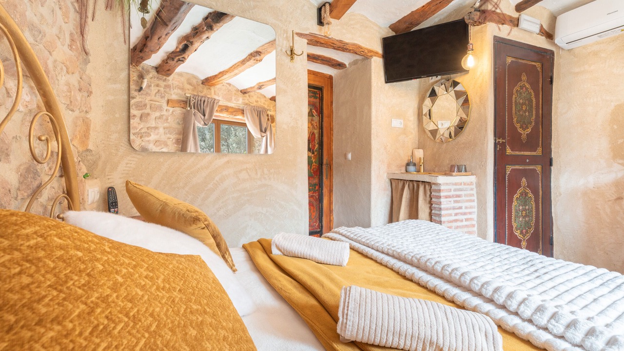 Photo of Bedroom in Olba