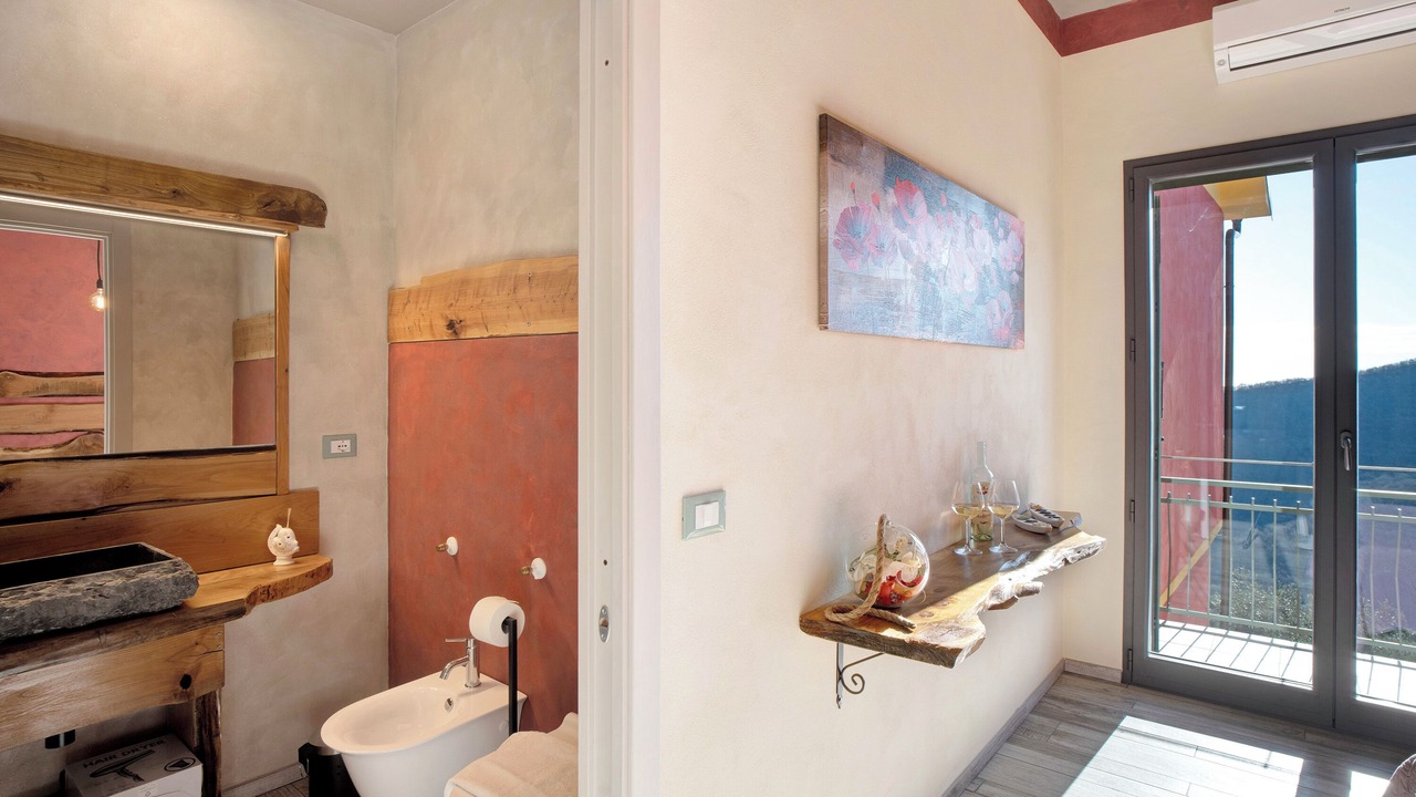 Photo of Bathroom in Lucinasco