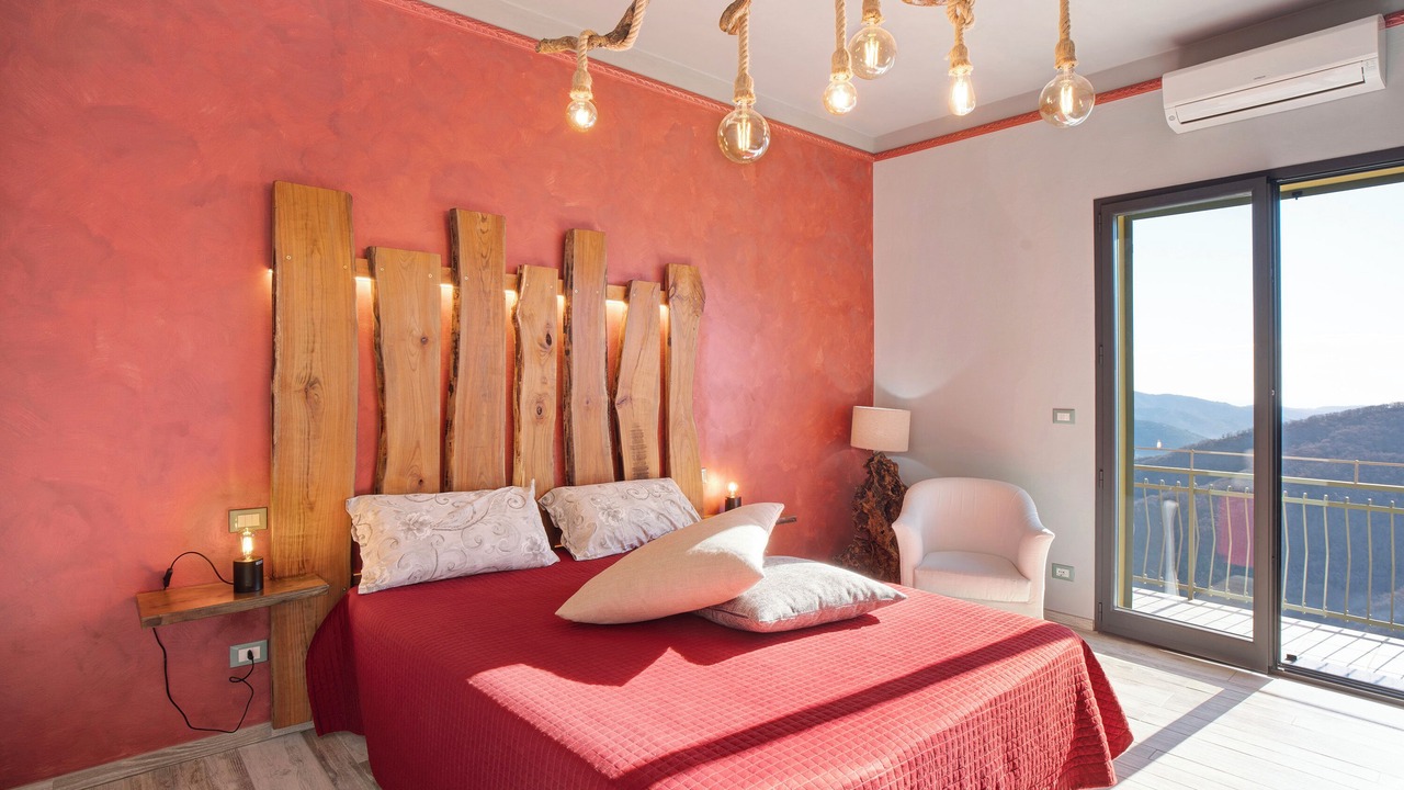 Photo of Bedroom in Lucinasco