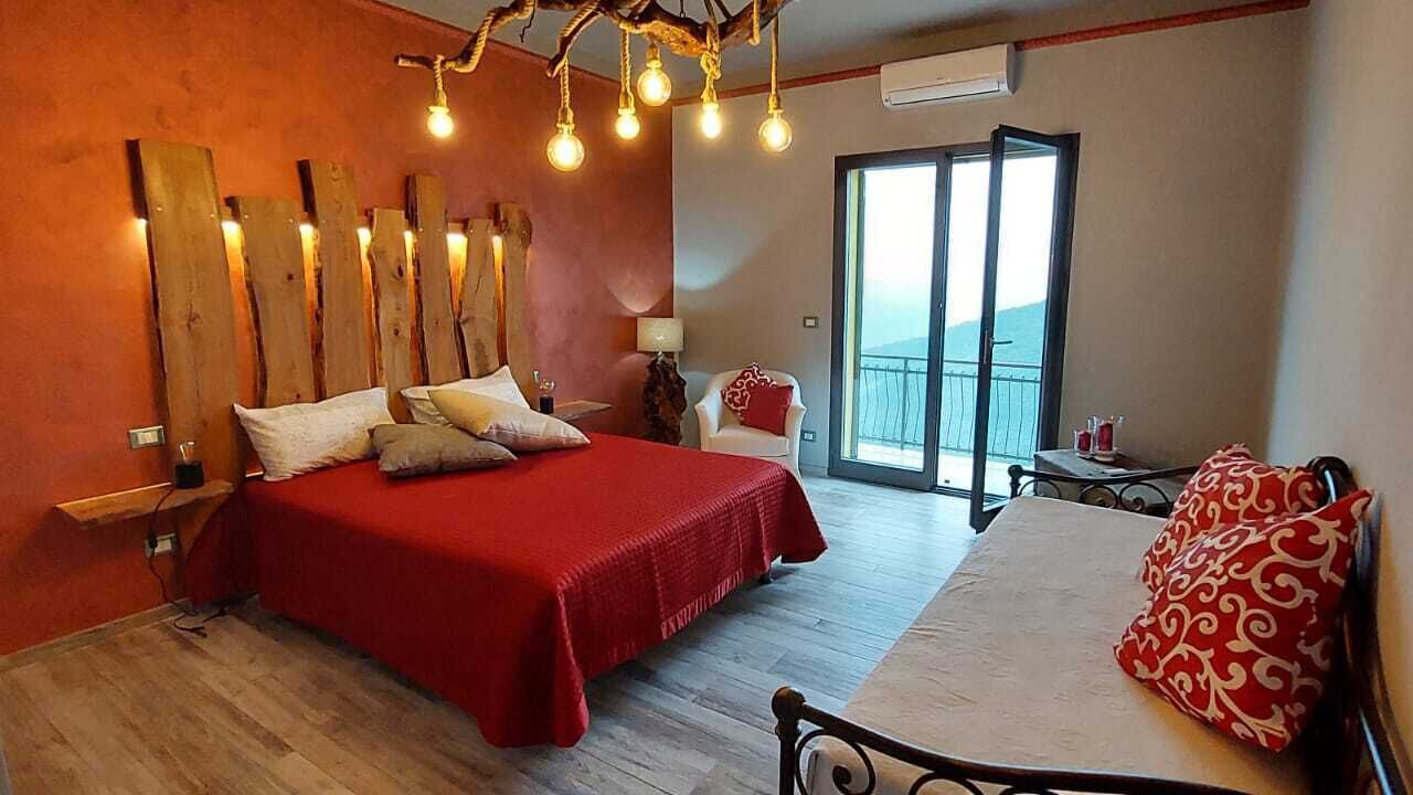 Photo of Bedroom in Lucinasco