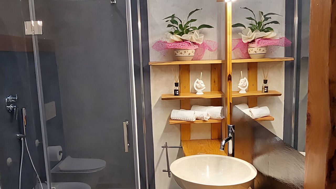 Photo of Bathroom in Lucinasco