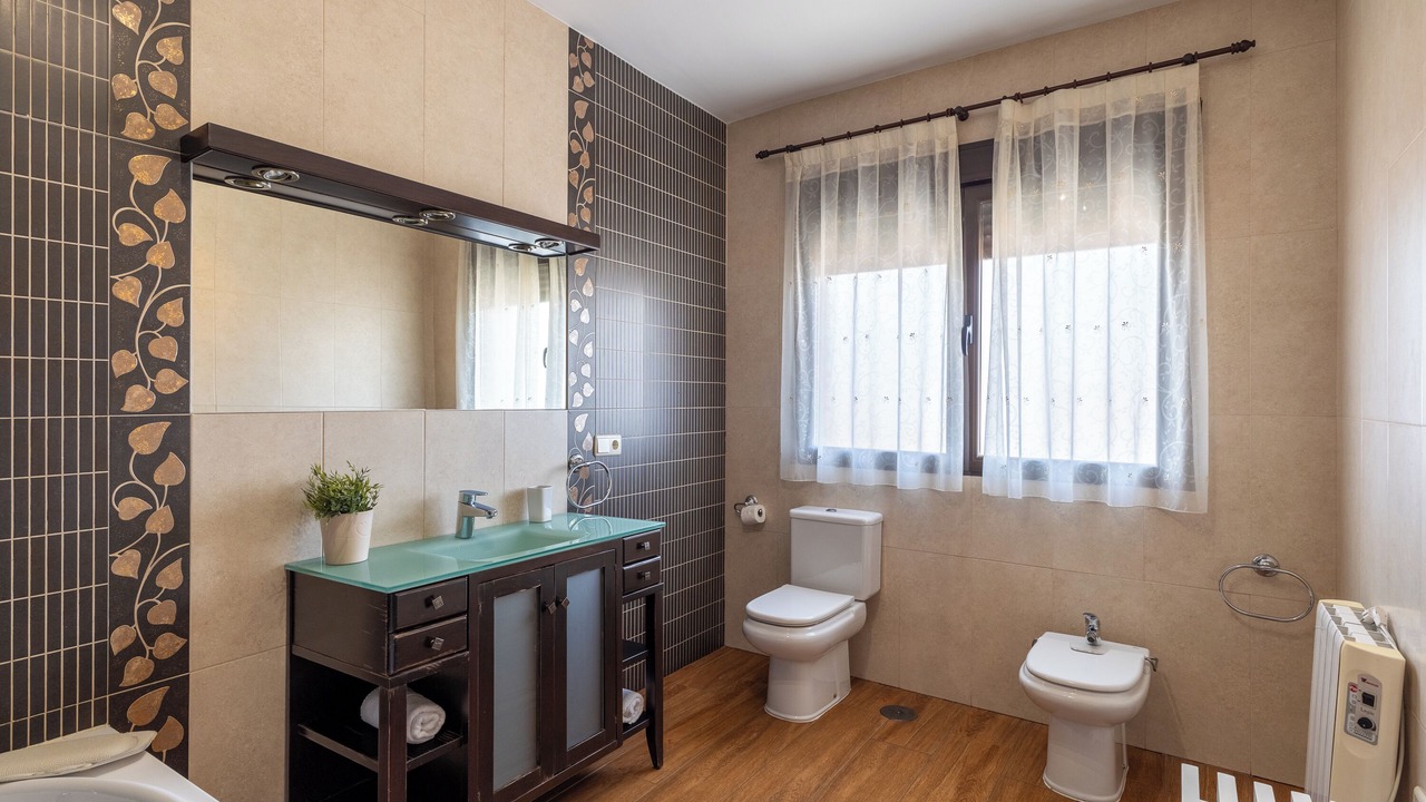 Photo of Bathroom in Galvez