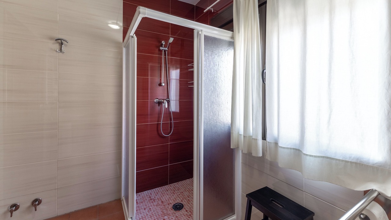 Photo of Bathroom in Galvez