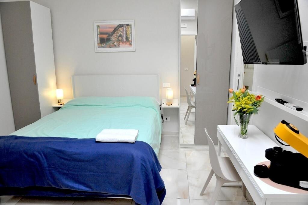 Photo of Bedroom in Pagani