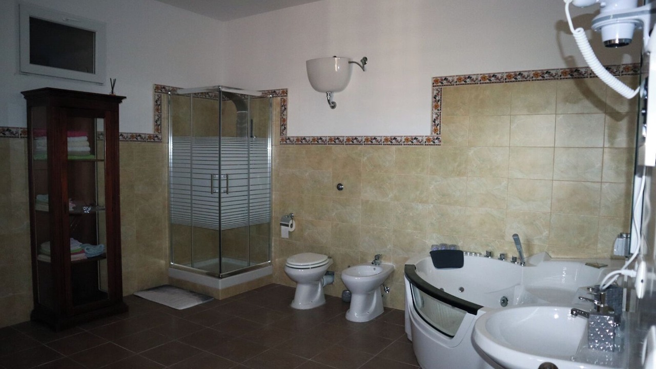 Photo of Bathroom in Venafro