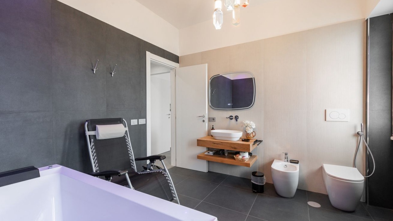 Photo of Bathroom in Zona XXXIII Acilia Sud