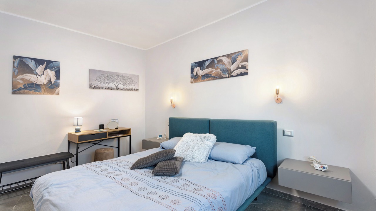 Photo of Bedroom in Belgirate