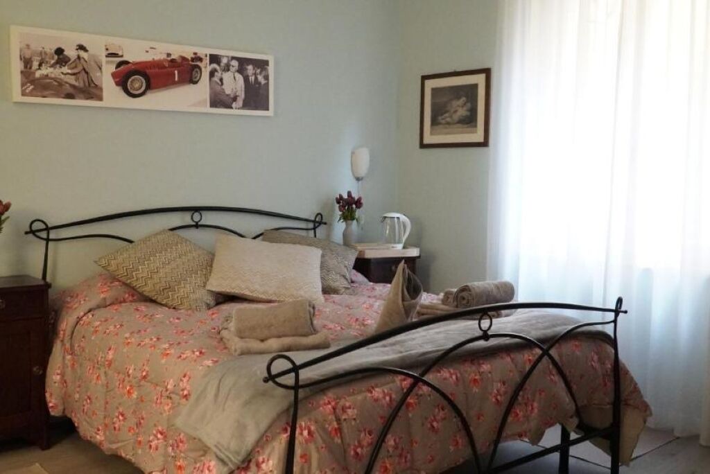 Photo of Bedroom in Old Town