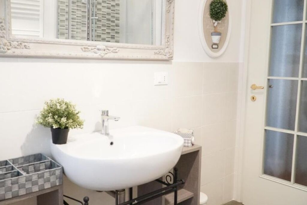 Photo of Bathroom in Old Town