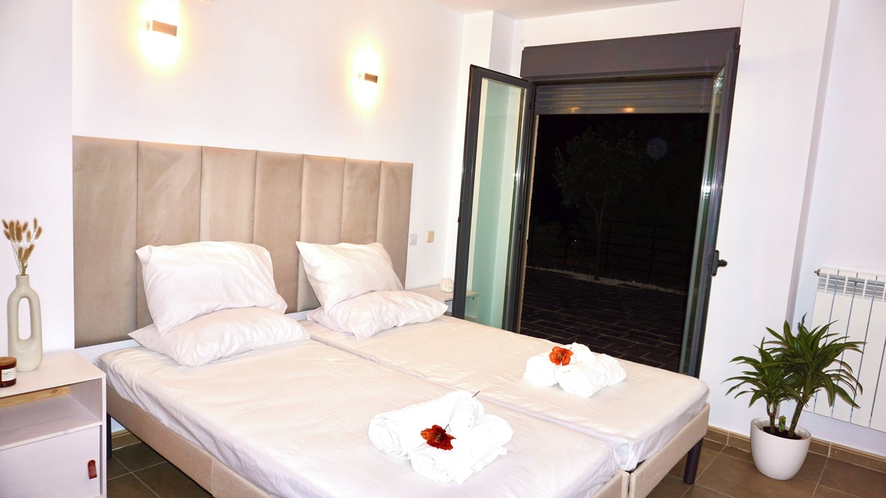 Photo of Bedroom in Los Angeles de San Rafael