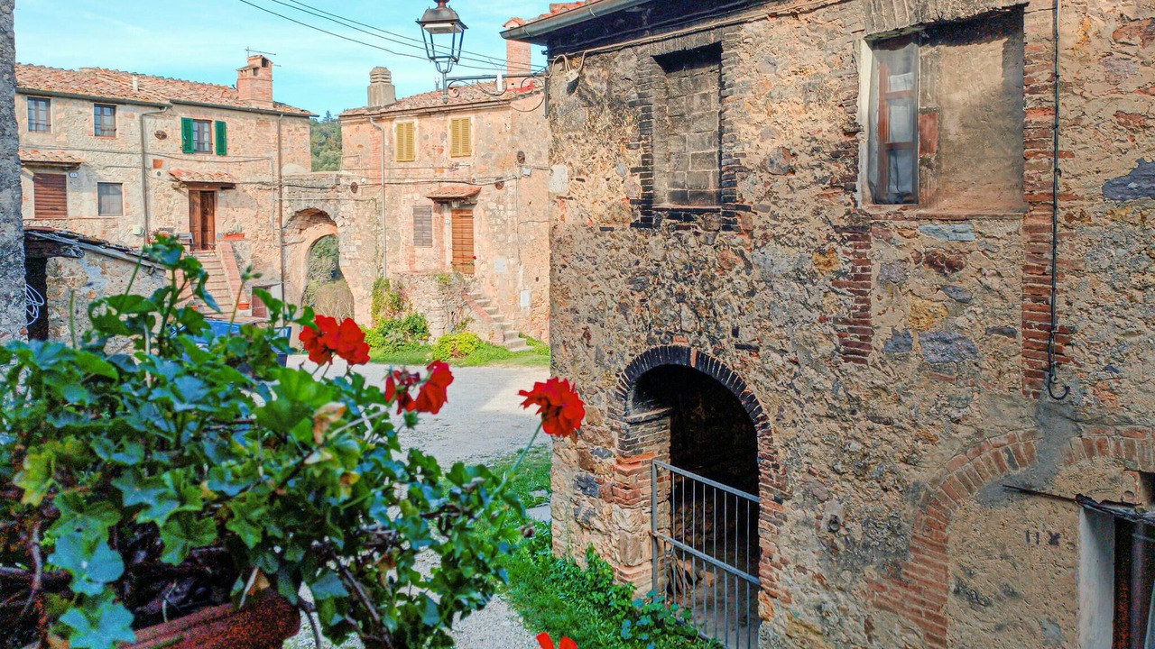 Photo of Others in Castello di Tocchi