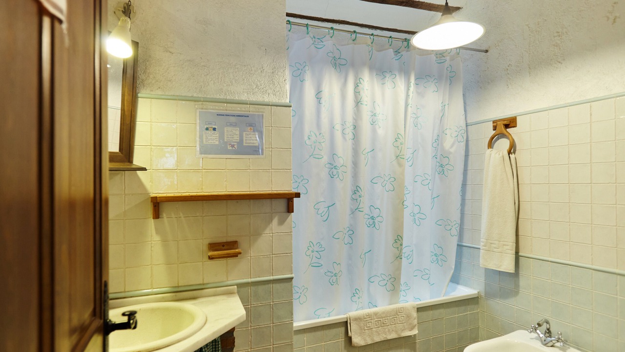 Photo of Bathroom in Hornos