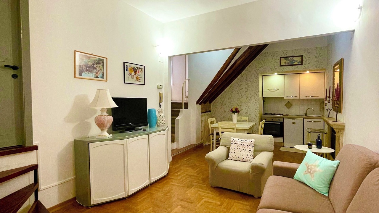 Photo of Livingroom in Old Town
