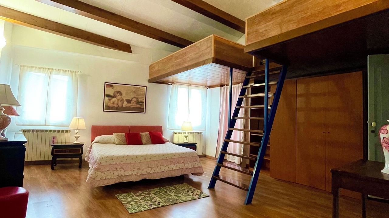 Photo of Bedroom in Old Town