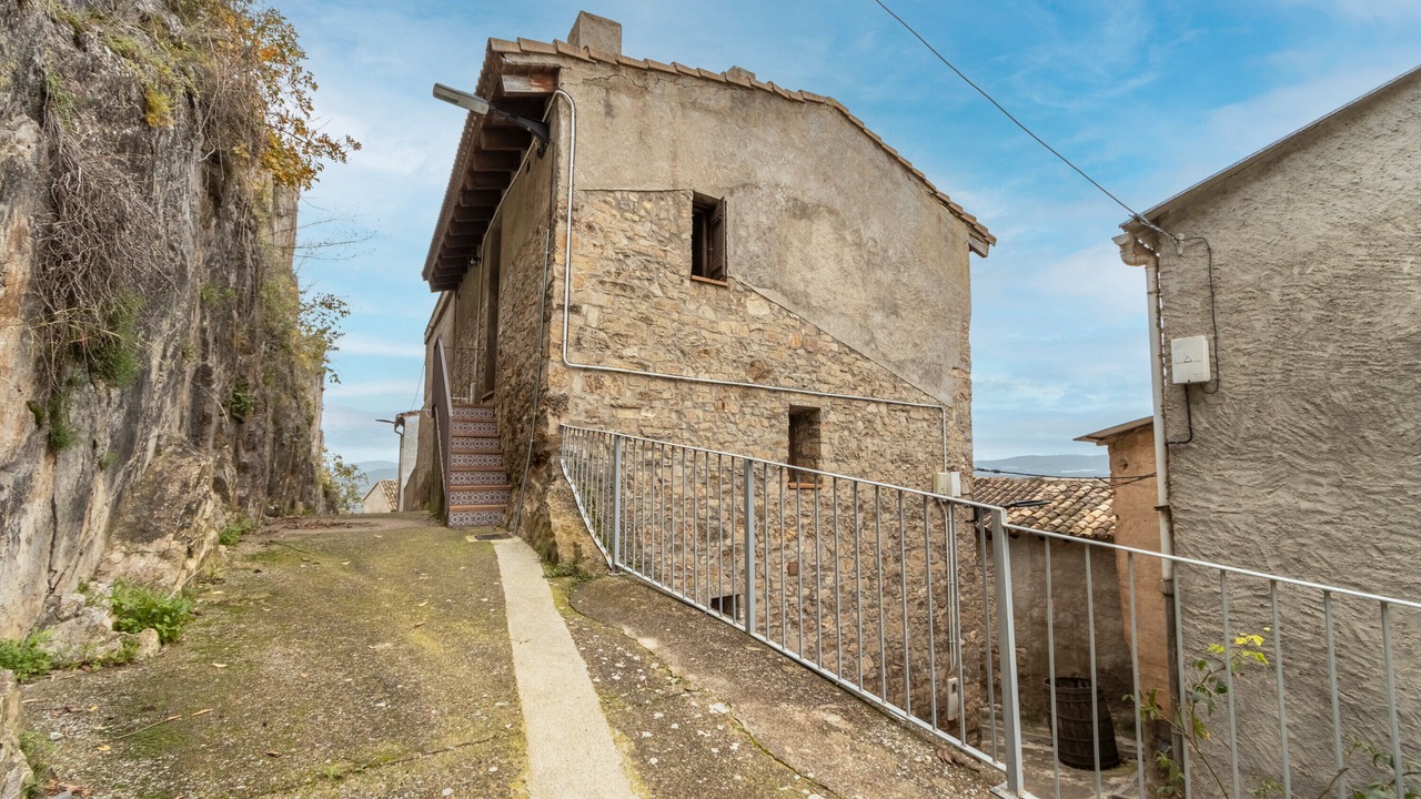 Photo of Outdoor in Estopinan del Castillo