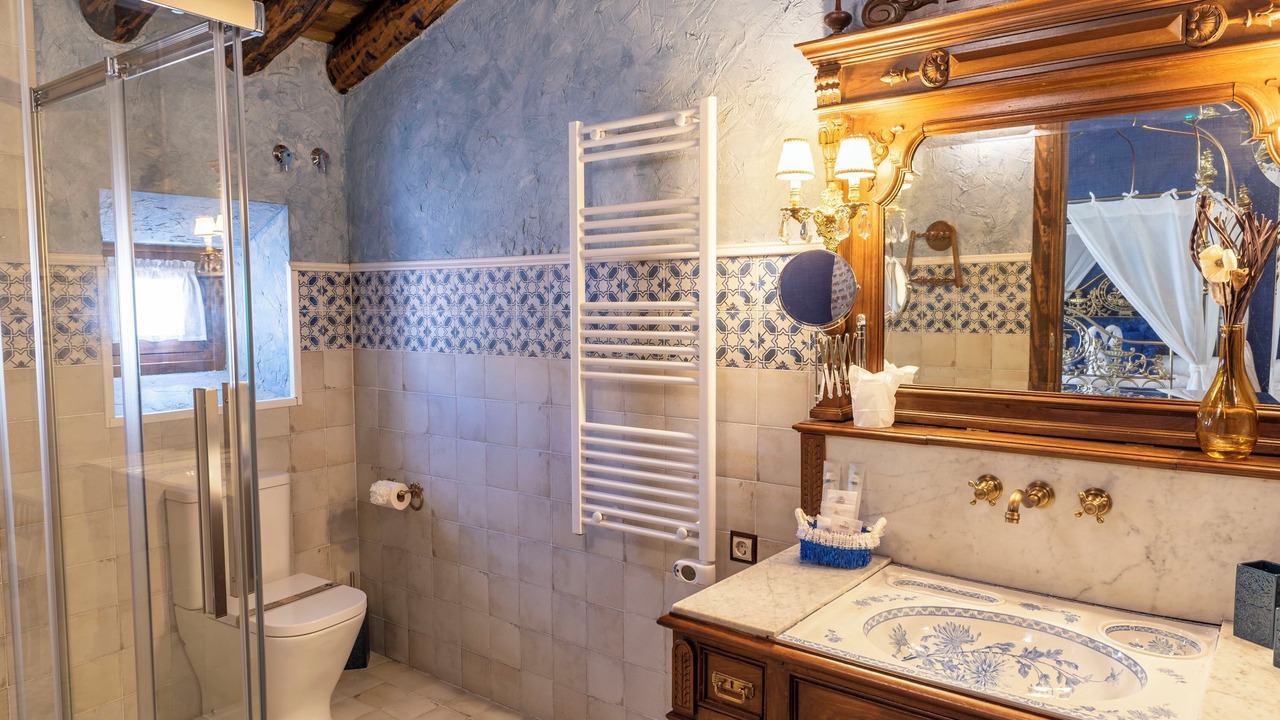 Photo of Bathroom in Noves