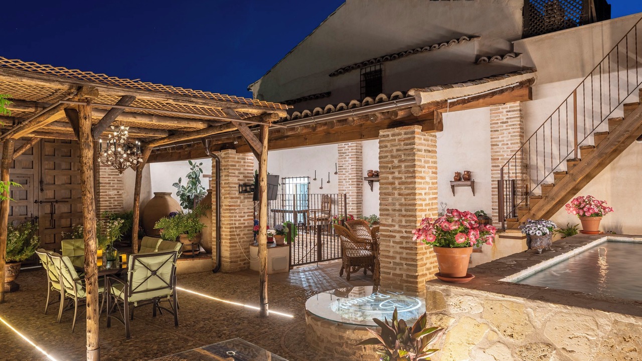 Photo of Outdoor in Noves