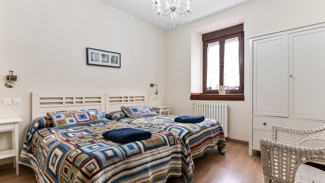 Photo of Bedroom in Lena