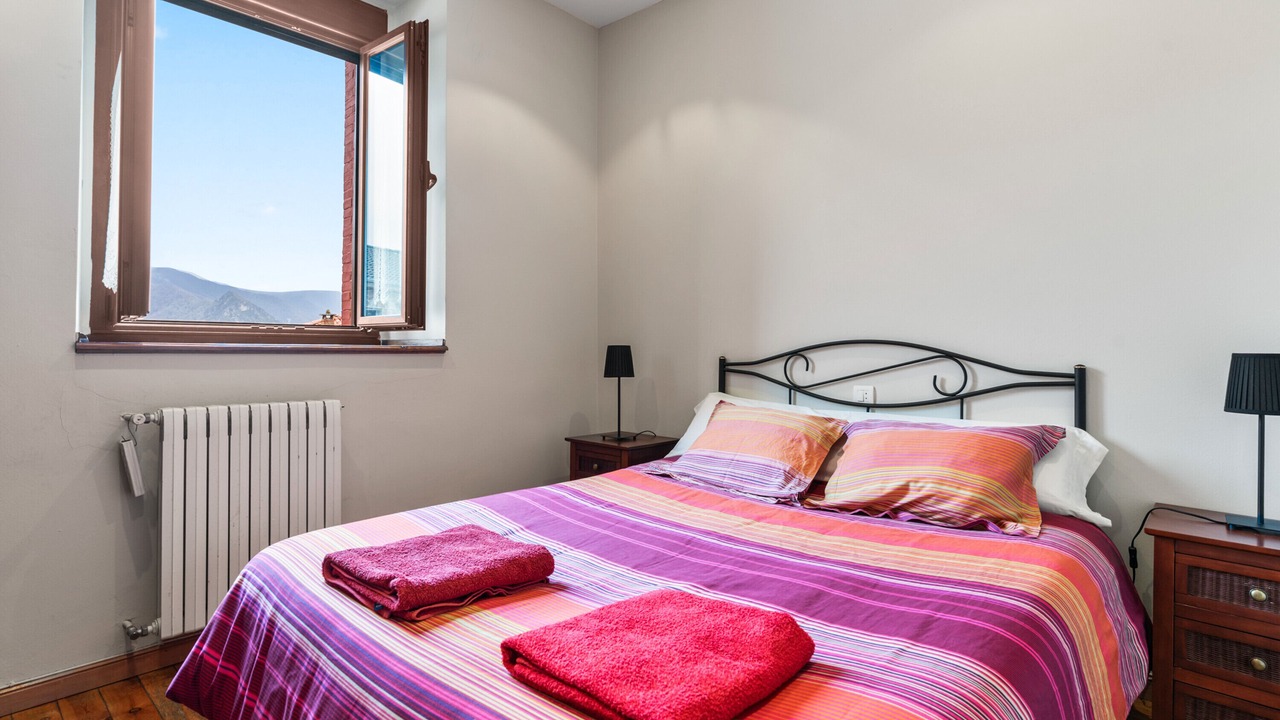 Photo of Bedroom in Lena