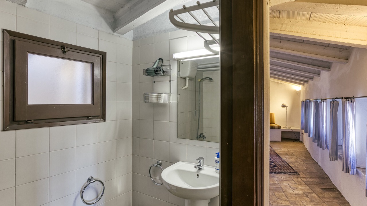 Photo of Bathroom in Castello d'Empuries