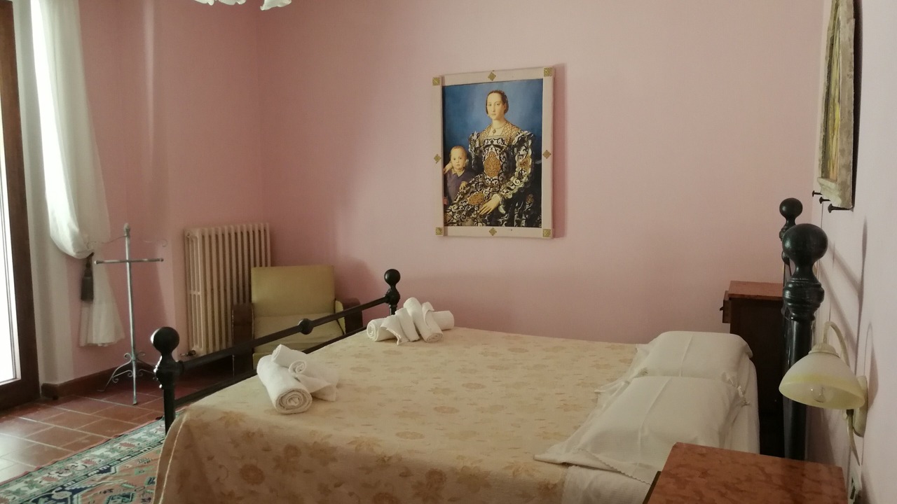 Photo of Bedroom in Passignano sul Trasimeno