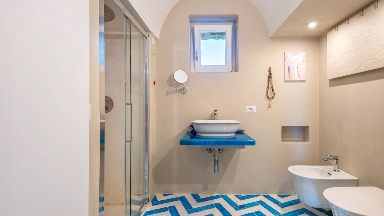 Photo of Bathroom in Pantelleria