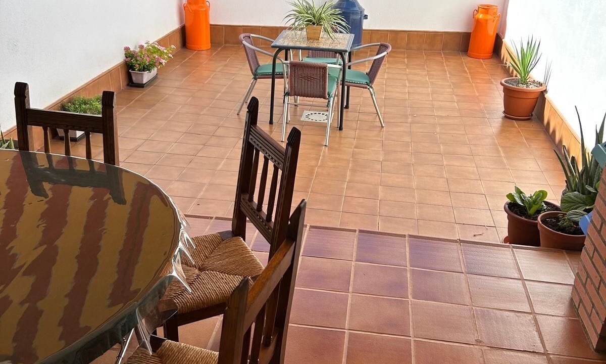 Photo of Outdoor in Urda