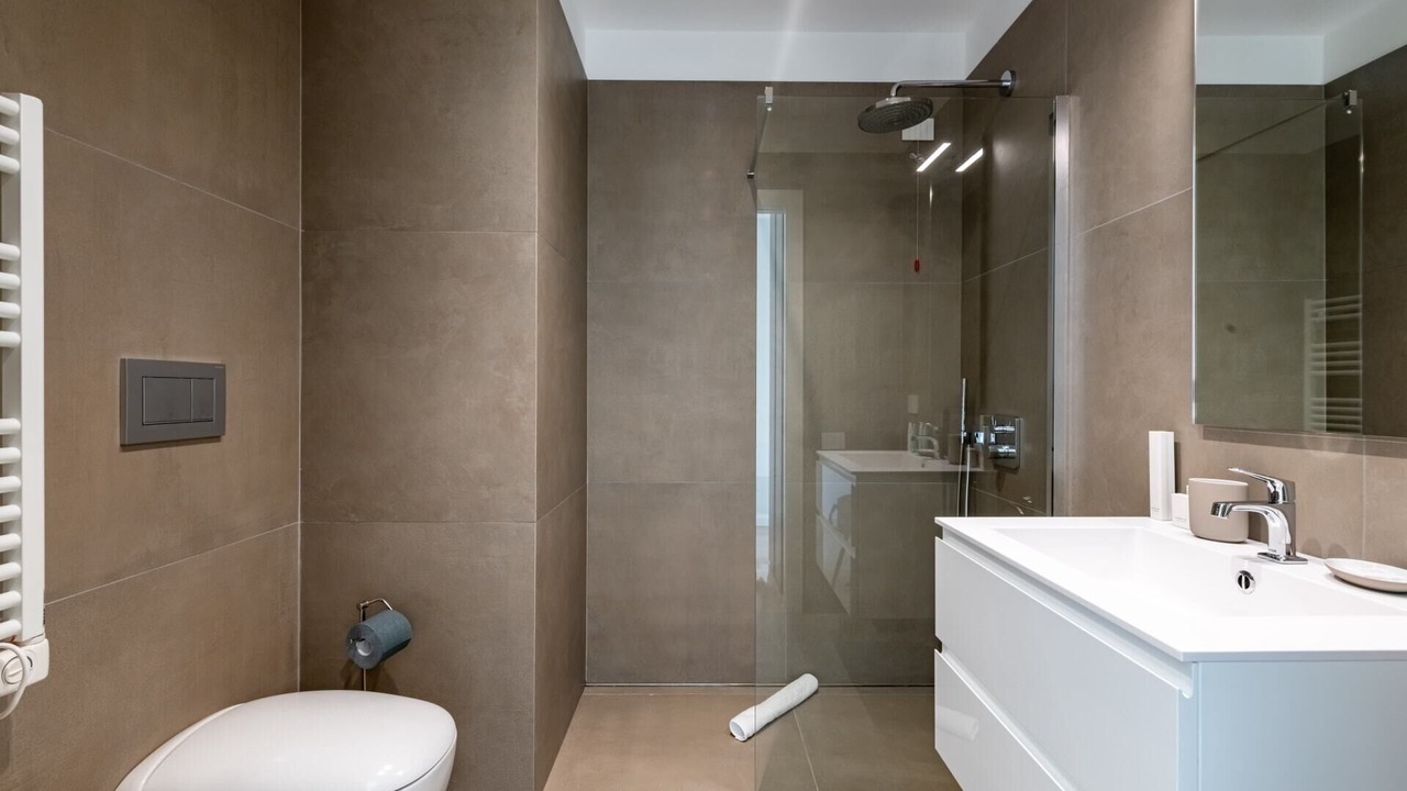 Photo of Bathroom in Scala