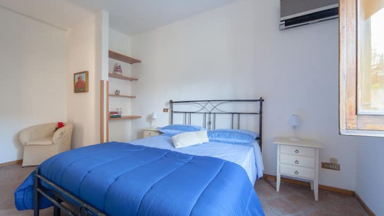 Photo of Bedroom in Monte di Procida