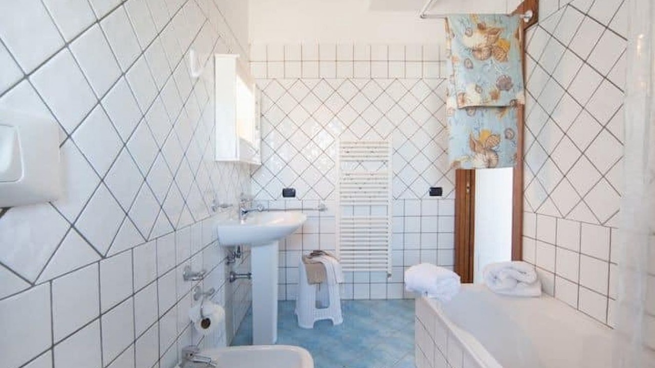 Photo of Bathroom in Monte di Procida