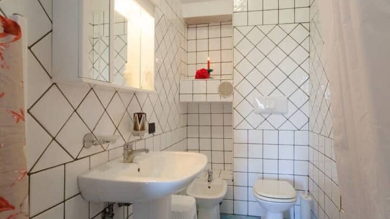 Photo of Bathroom in Monte di Procida