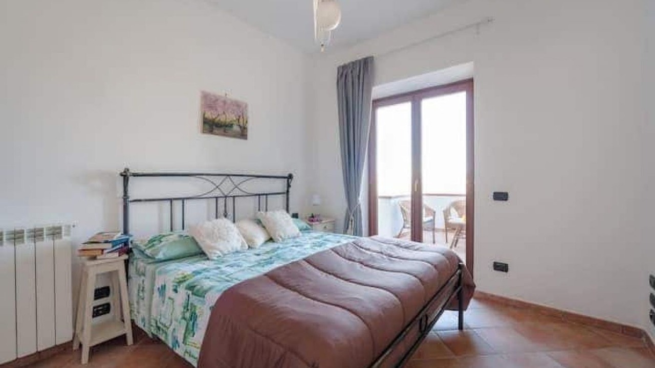 Photo of Bedroom in Monte di Procida