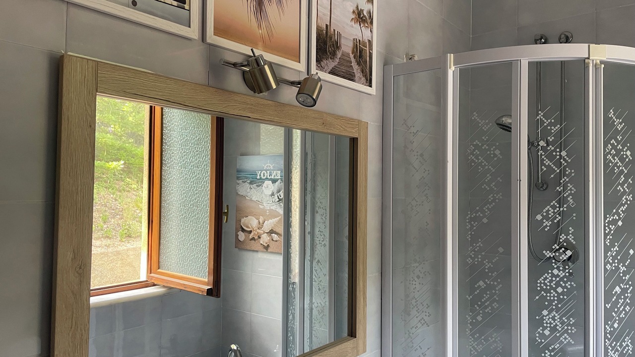 Photo of Bathroom in Voze