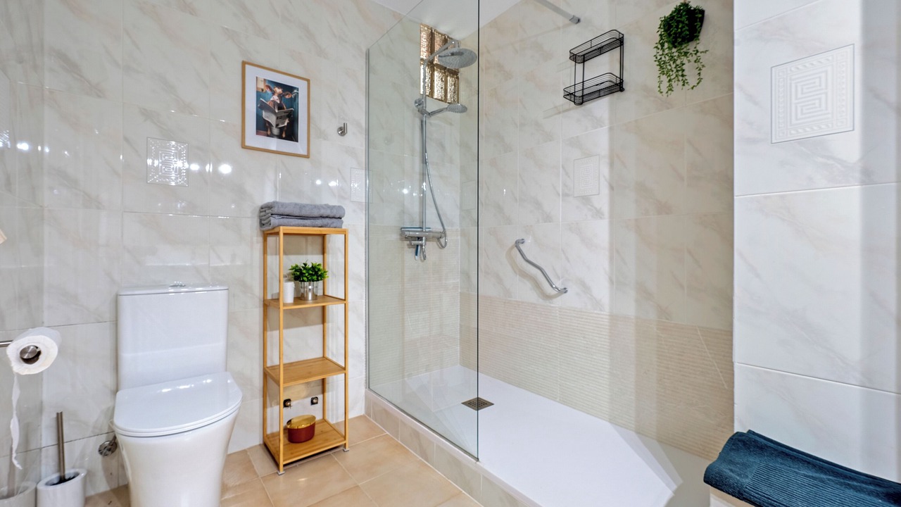 Photo of Bathroom in Pauls