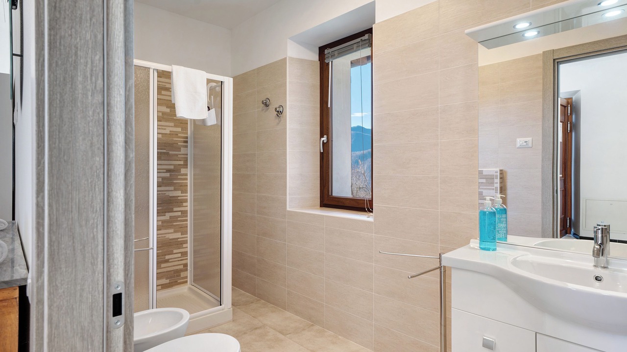Photo of Bathroom in Pratolungo