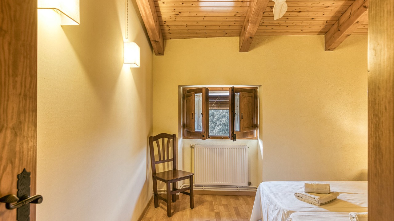 Photo of Bedroom in Maia de Montcal