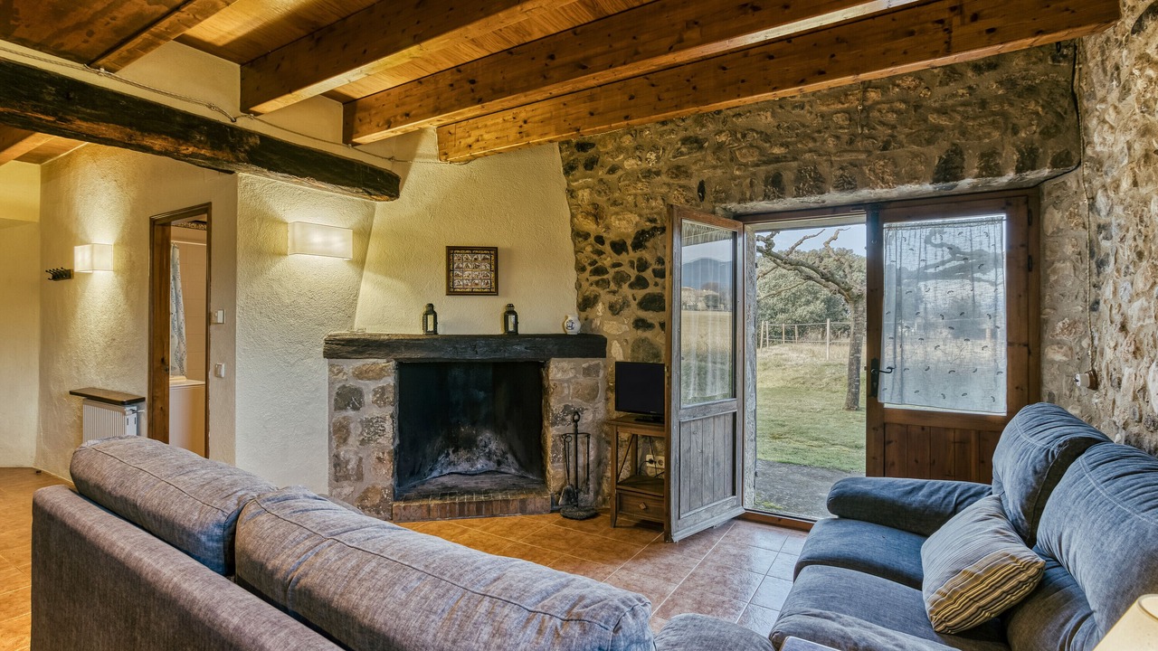 Photo of Livingroom in Maia de Montcal