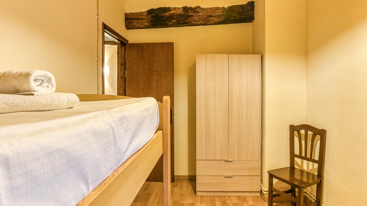 Photo of Bedroom in Maia de Montcal