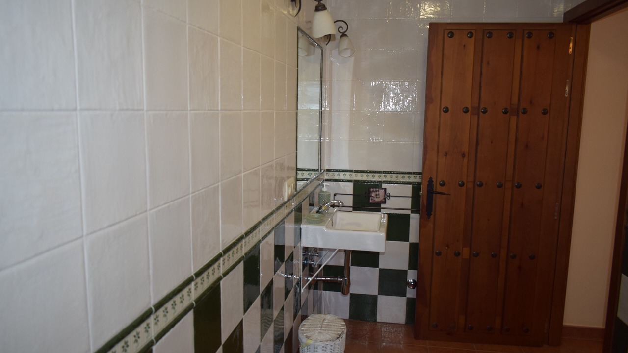 Photo of Bathroom in Menasalbas
