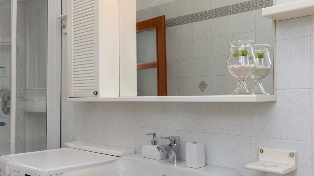 Photo of Bathroom in Limito
