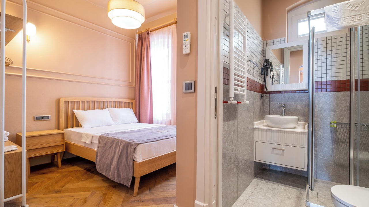 Photo of Bathroom in Galata