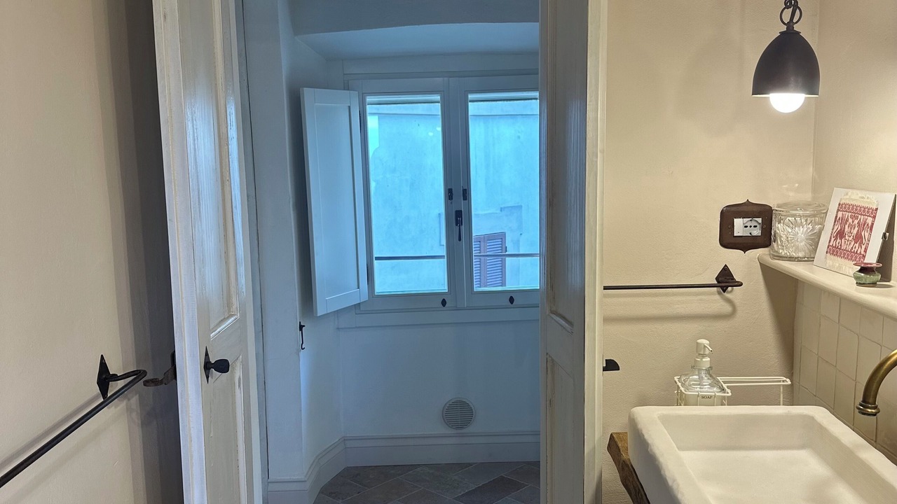 Photo of Bathroom in Todi