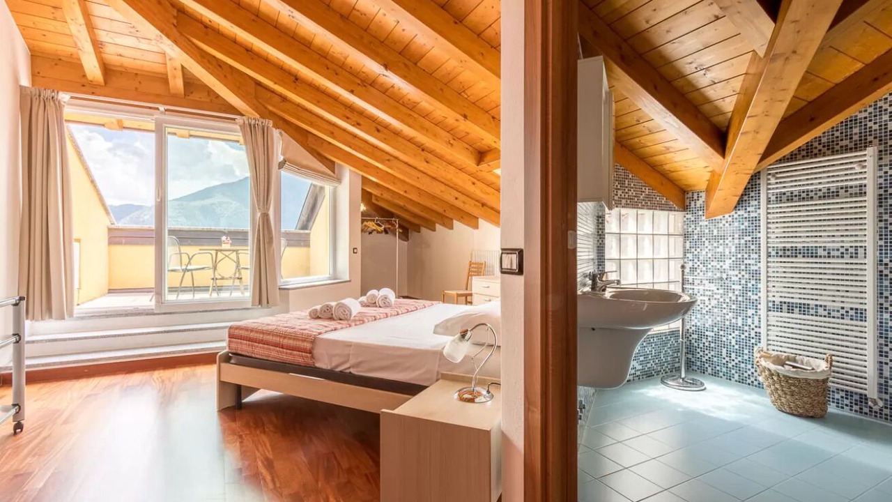 Photo of Bedroom in Tremezzo